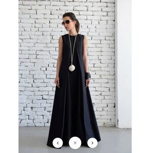 Metamorphoza trapeze full swing pleated dress